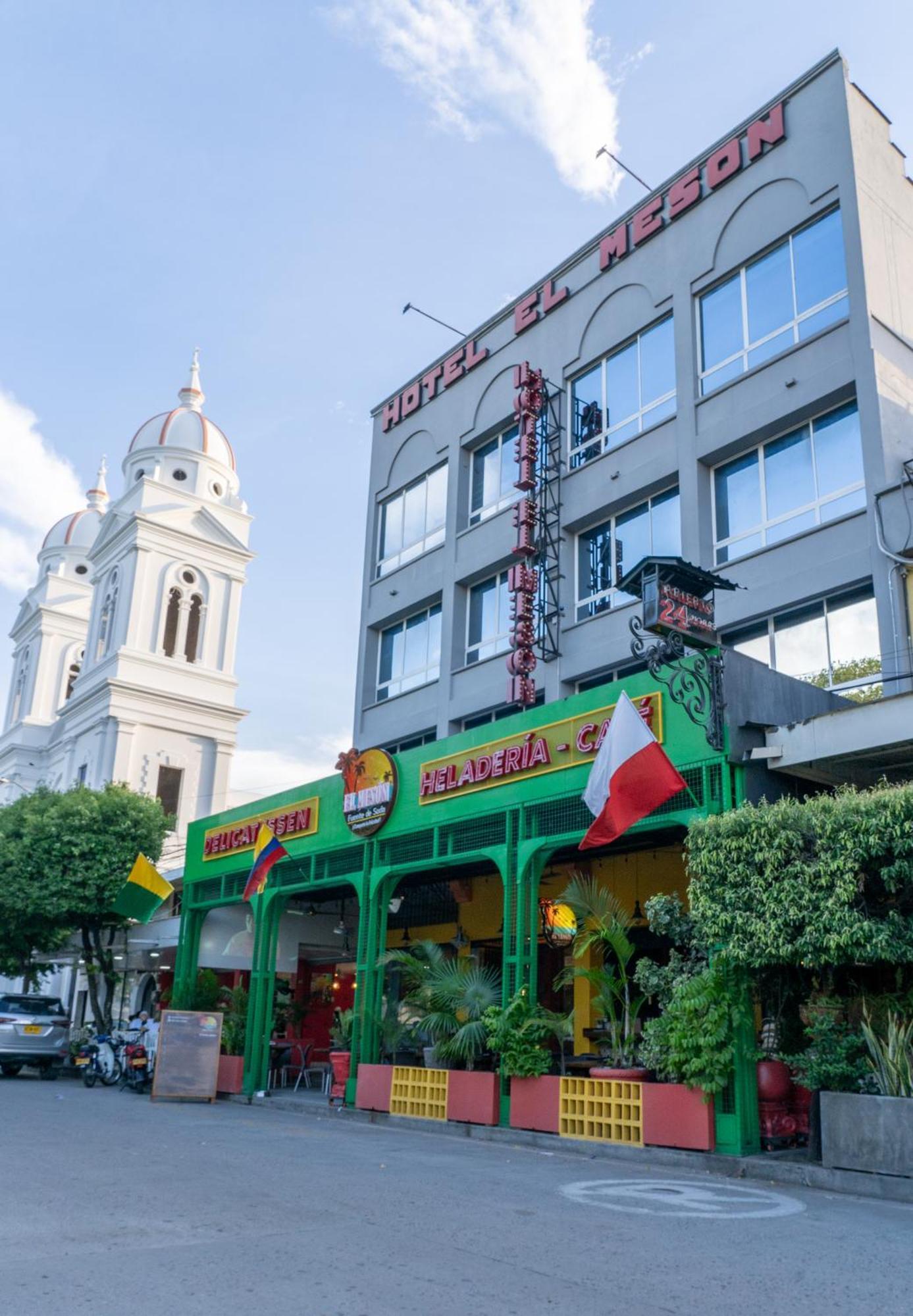 Hotel El Meson La Dorada Kültér fotó